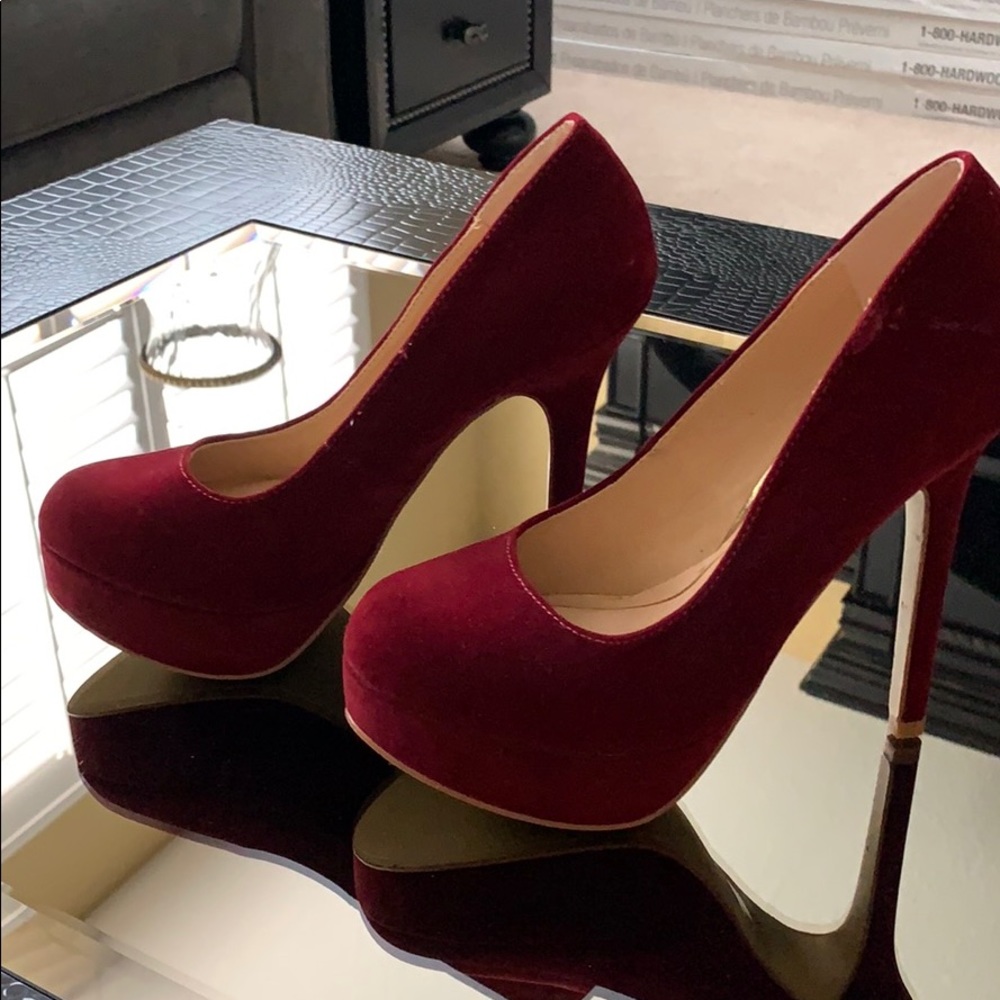 Colin Stuart platform shoes. Never worn.